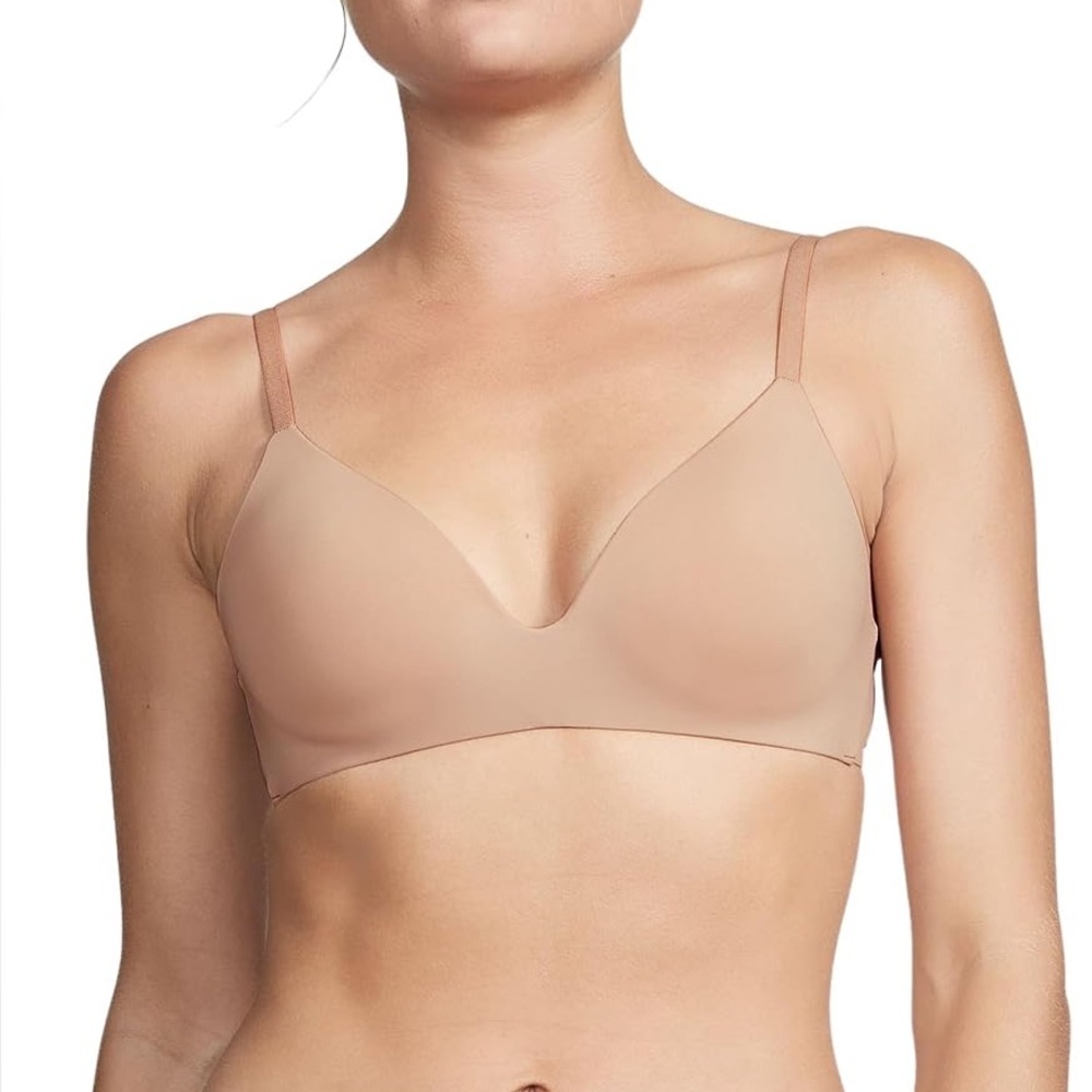 Victoria’s Secret Nude Lightly Lined Wireless T-Shirt Bra Adjustable Straps 38D